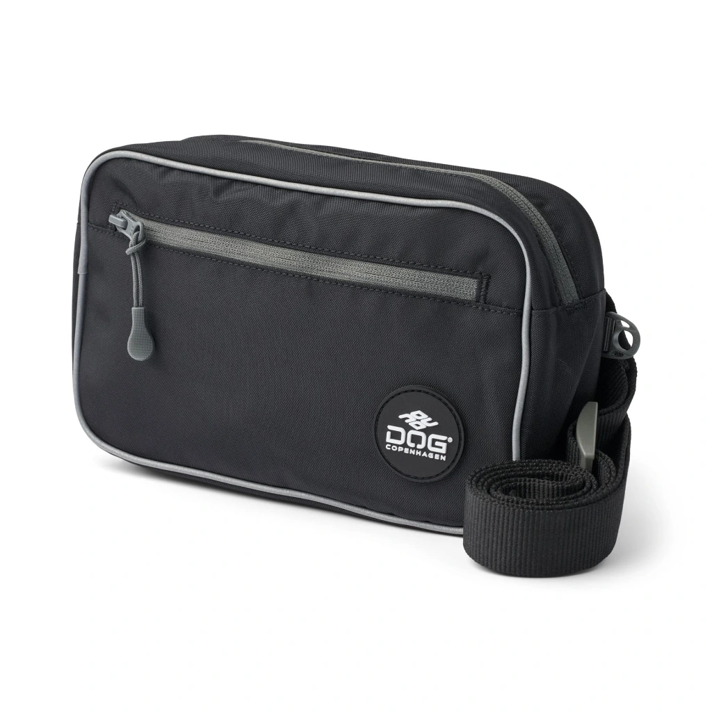 Go Explore Belt Bag-Black_1.webp
